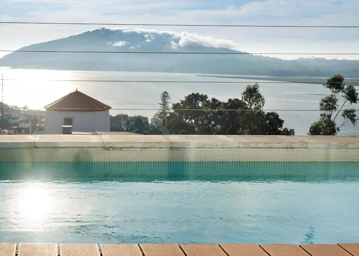 Semesterbostad Casa Da Quinta Dos Moinhos